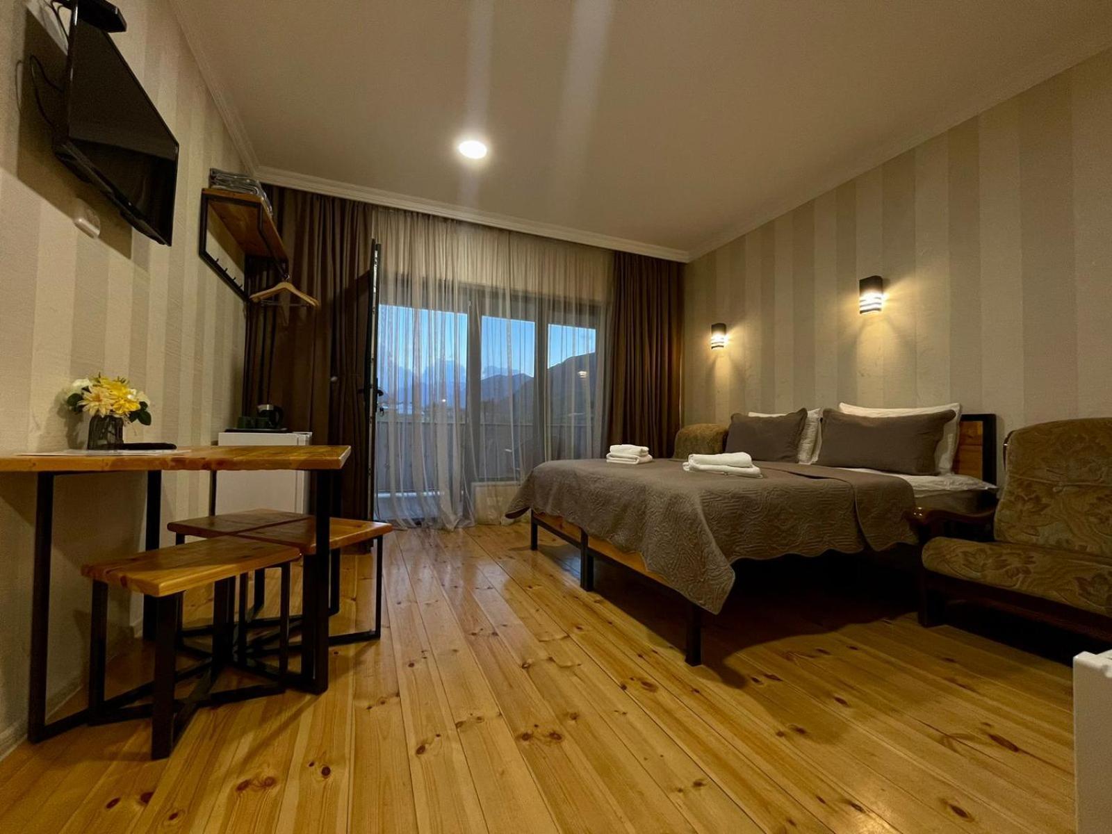 Bibo'S Kokhi Guesthouse Kazbegi Ngoại thất bức ảnh